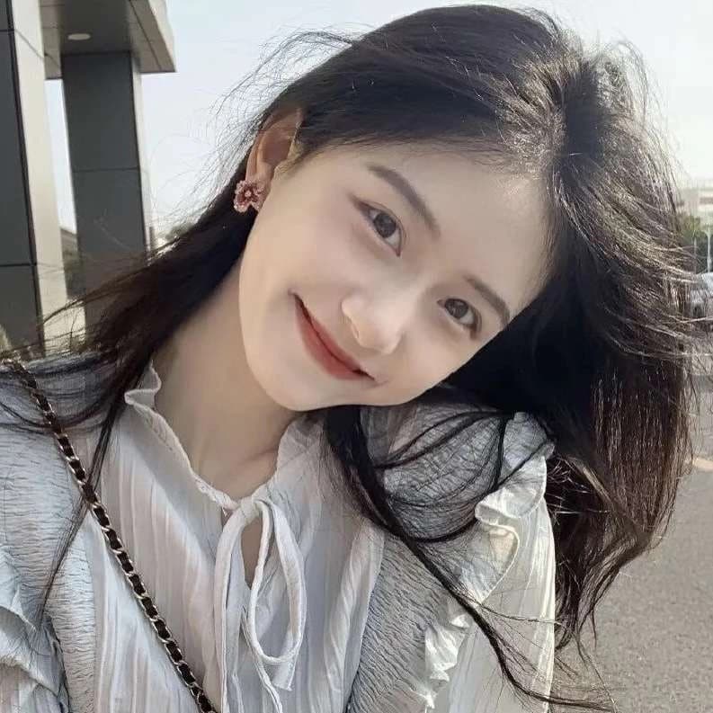 让男人着迷的魅力女人头像图片_21