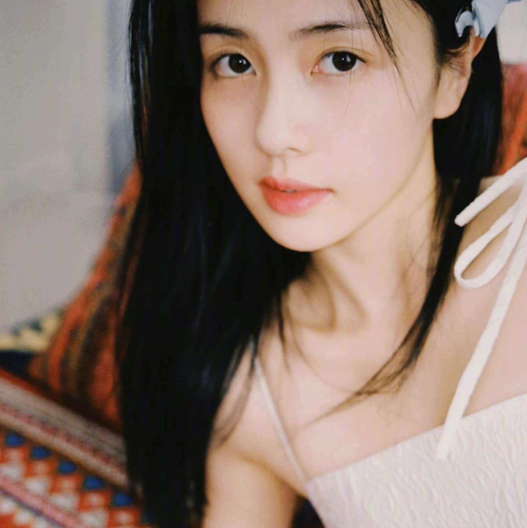 真人照片女生头像正脸照_3