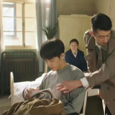肖战肖春生菠萝头错位图搞笑图