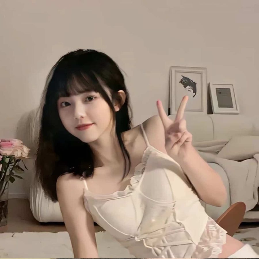 又纯又欲的优质女生真人头像_4