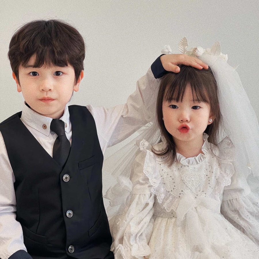 一对可爱小孩婚纱照情侣头像 一人一张情侣专用_14