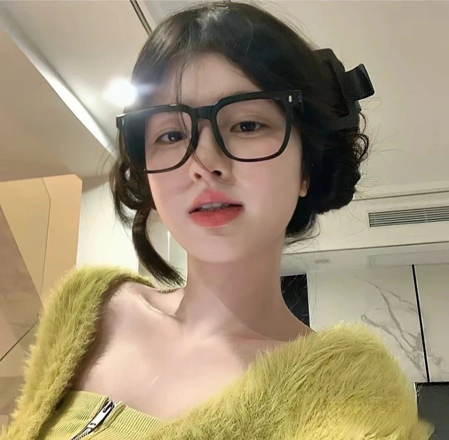 高级感爆棚女生头像真人照片高清精选_21