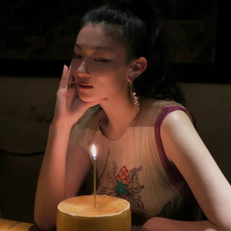 高级感爆棚女生头像真人照片高清精选_24