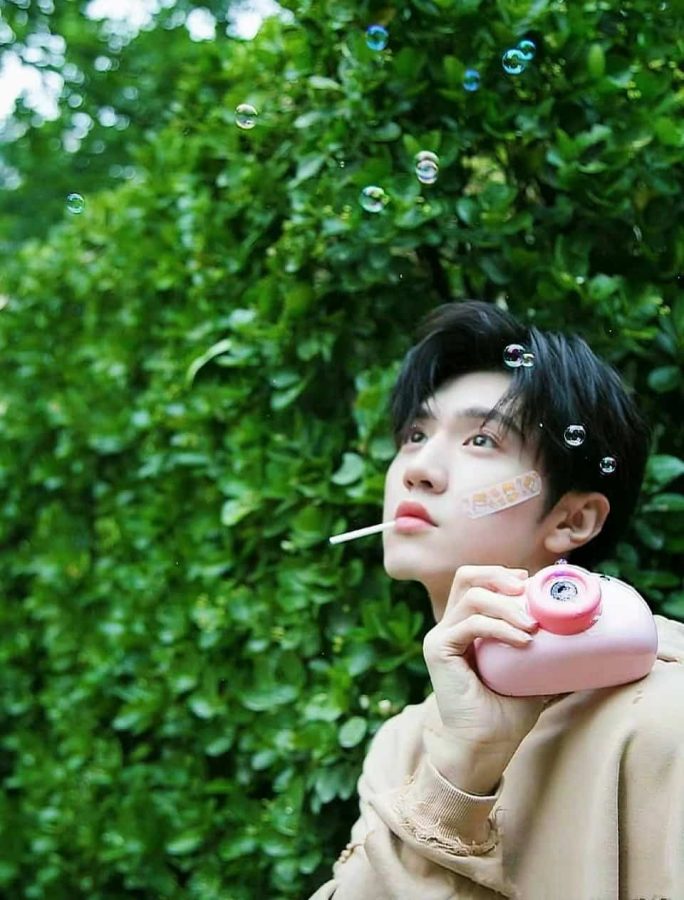 沈月陈哲远情侣头像《我的反派男友》月远情头_7