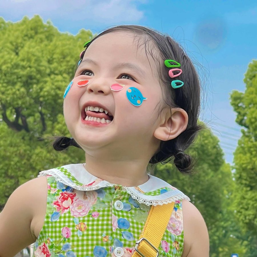 可爱森系穿裙子的小女孩闺蜜头像_2