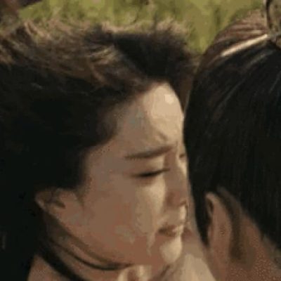 为什么男生腰一挺女生就疼呢？一挺女生就疼gif动态图