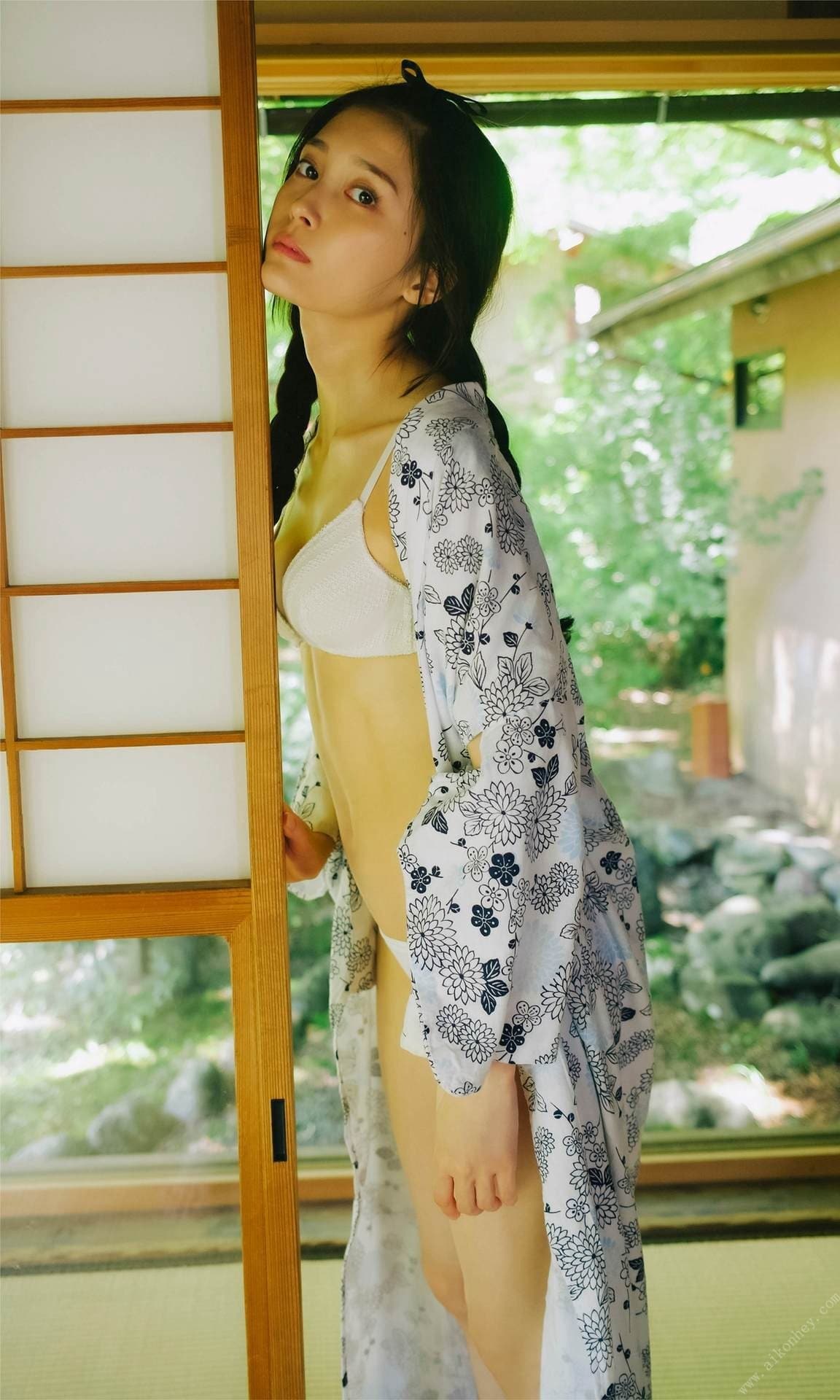 特别解腻美女图片，告诉你纯欲是啥样的风格_2