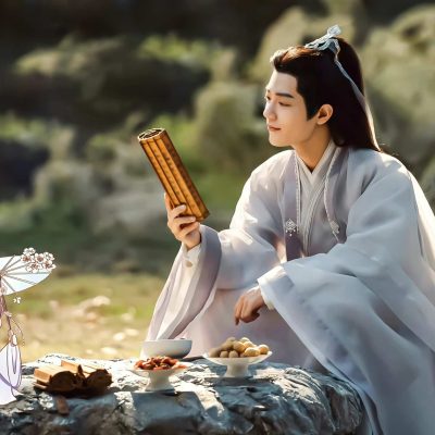 《玉骨遥》时影肖战古装高清微信头像图片 白衣大神官时影头像