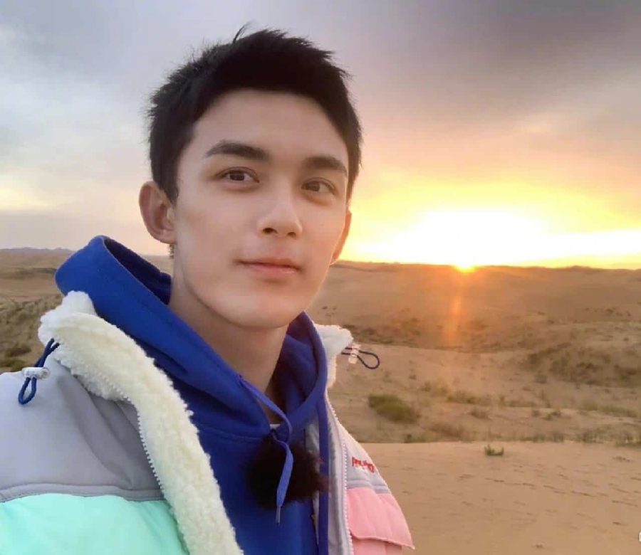 吴磊日常生活照氛围感男友微信头像 粉丝必入男明星头像！_4