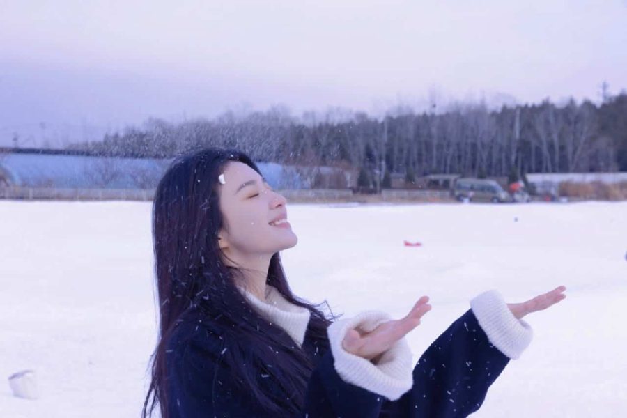 《我的人间烟火》许沁扮演者王楚然氛围感生活照女生头像_1