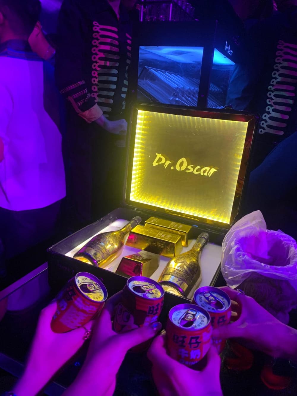 黑桃a是什么酒多少钱一瓶？夜店黑桃a图片_5