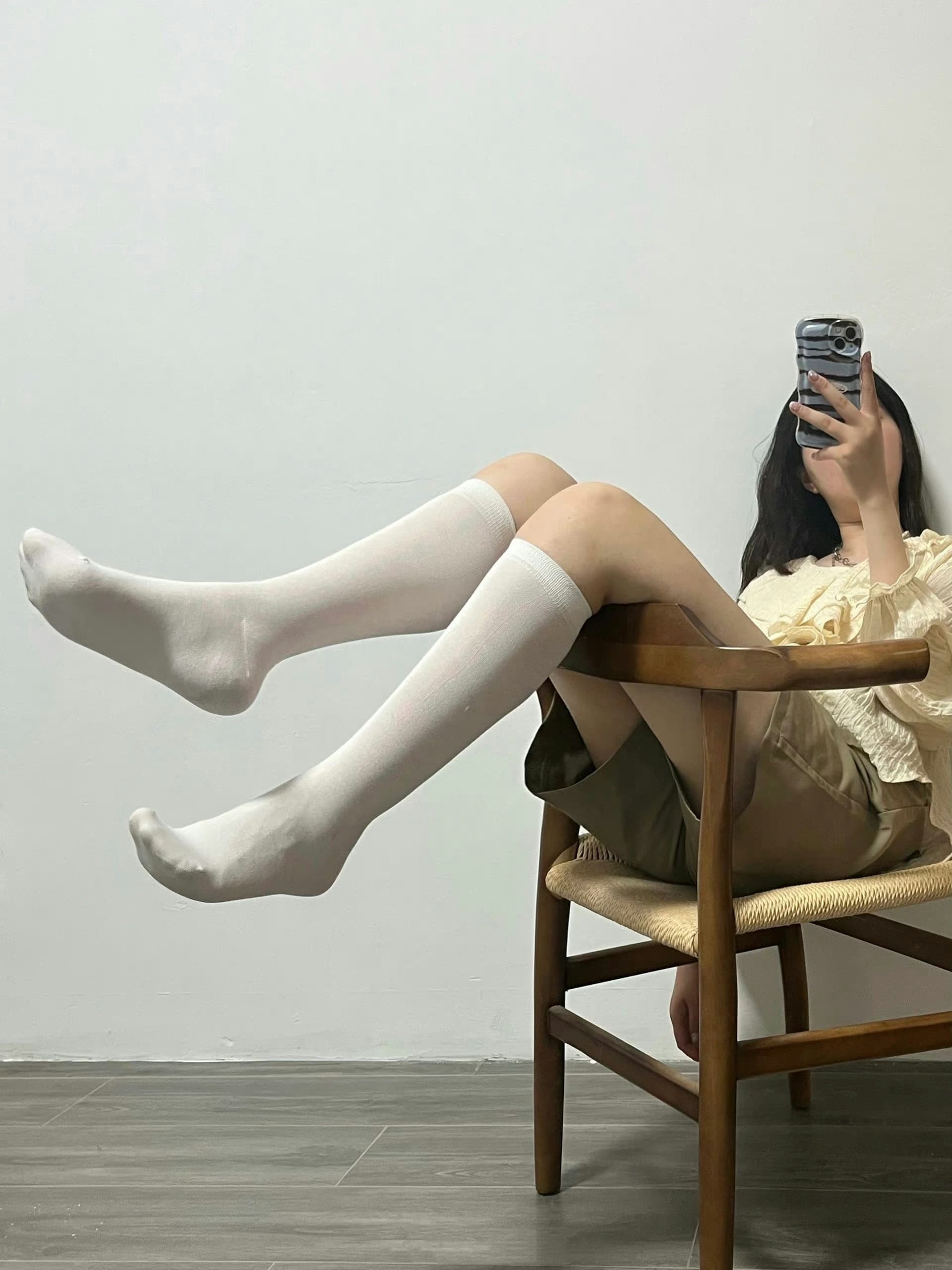 纯欲风小腿袜，女孩白色棉袜图片_2