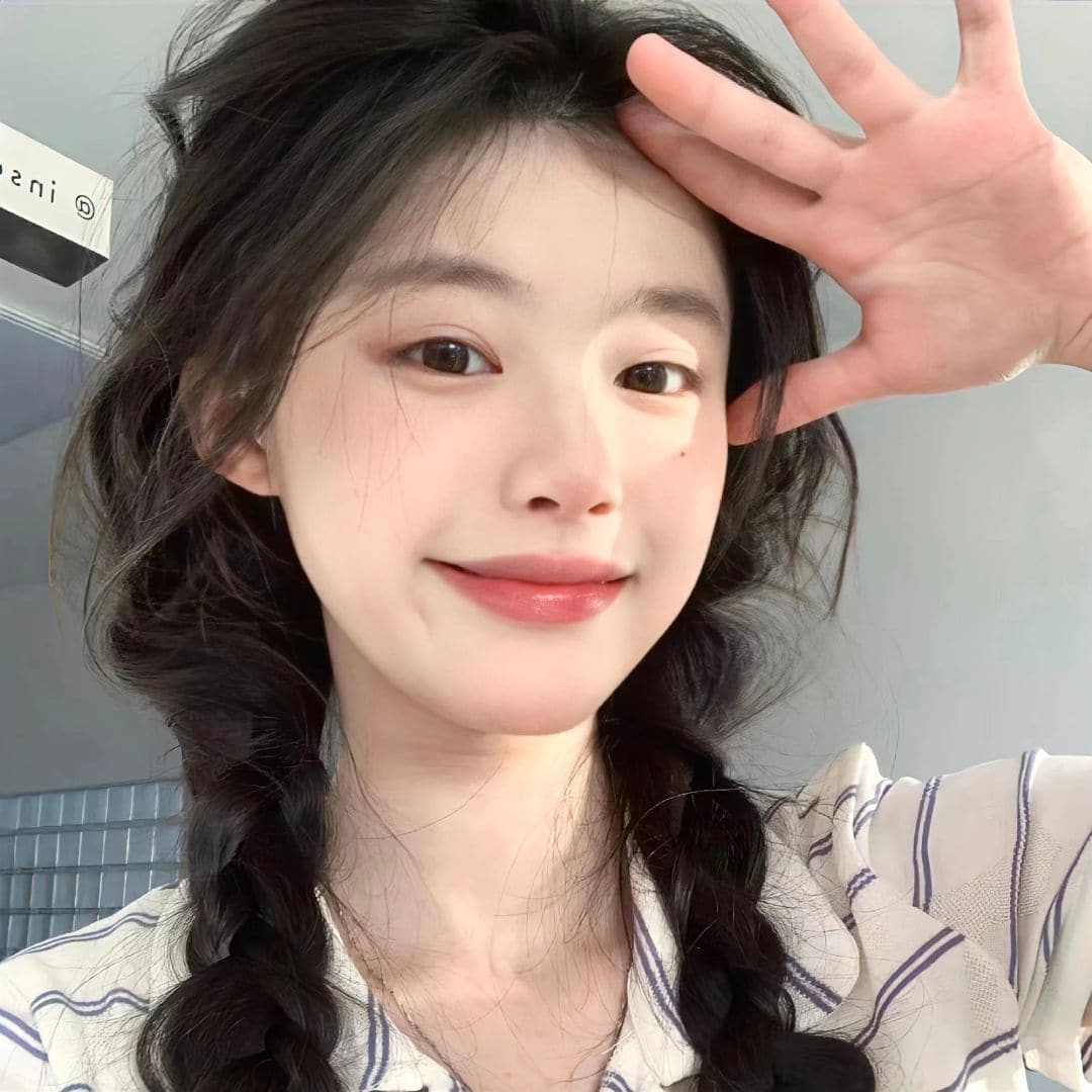 头像女INS高级质感冷淡真人图片，女生头像ins高级质感干净_1