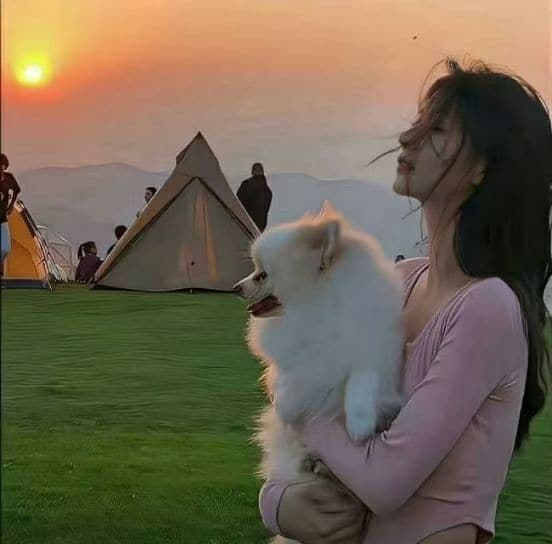 头像女INS高级质感冷淡真人图片，女生头像ins高级质感干净_6