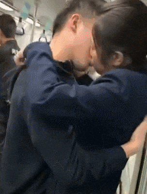 男人特别馋一个女人的身体！男生真的很馋女朋友吗？_1