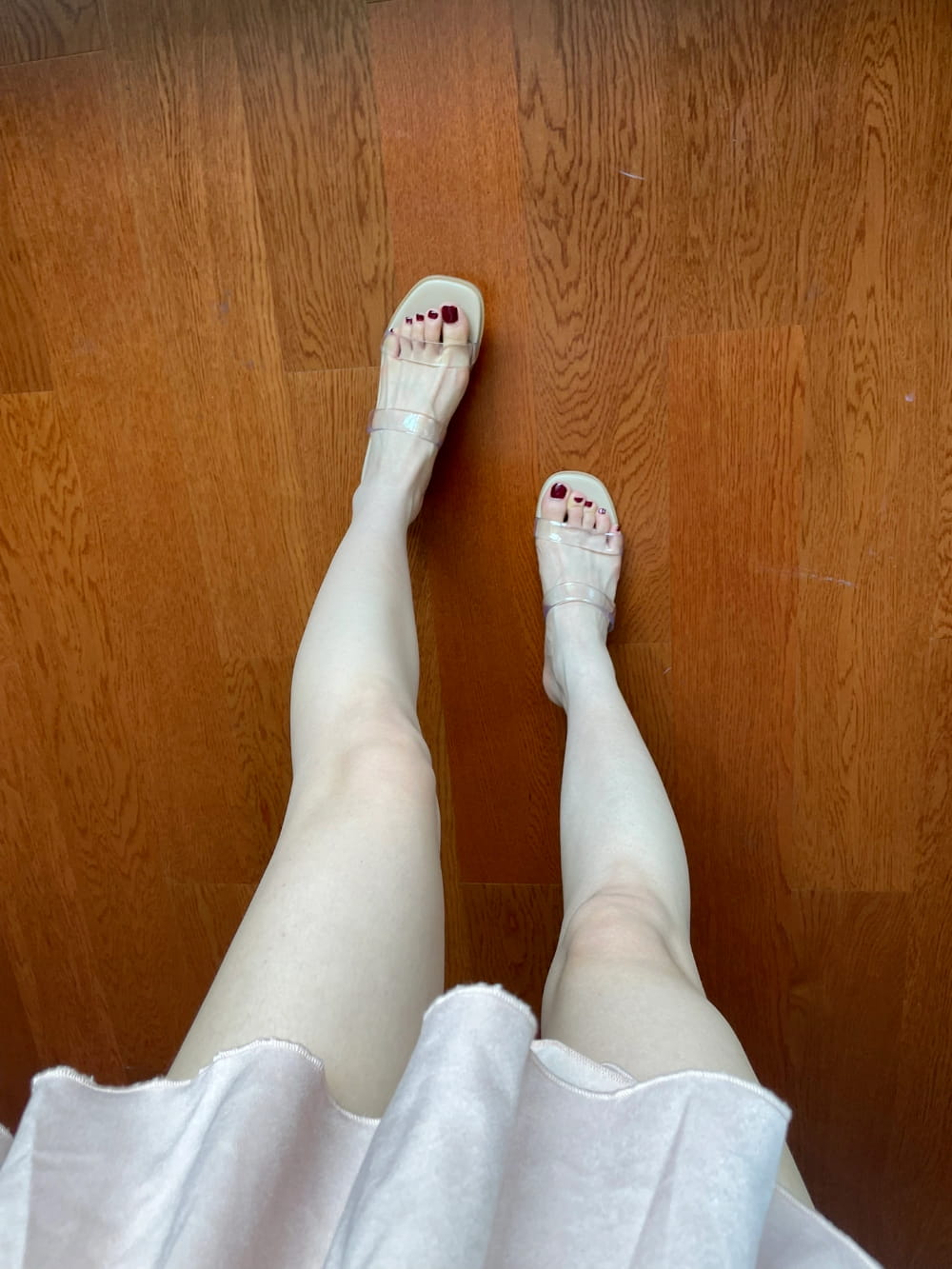 冷白皮女孩图片，冷白皮的女生好看吗?是不是特别漂亮?_2
