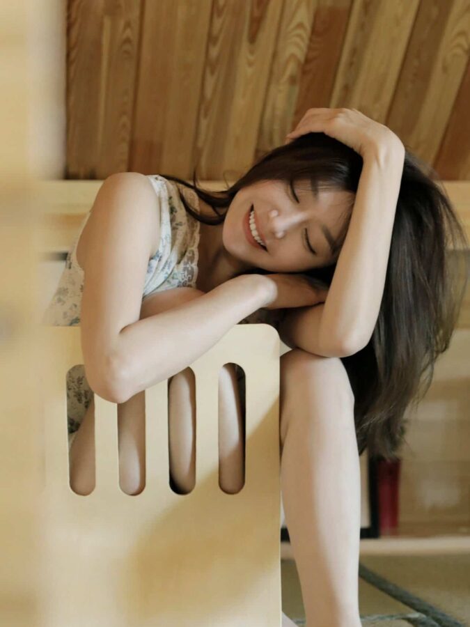 秦岚碎花家居服慵懒松弛感美女头像图集 居家女友温婉气质头像_2