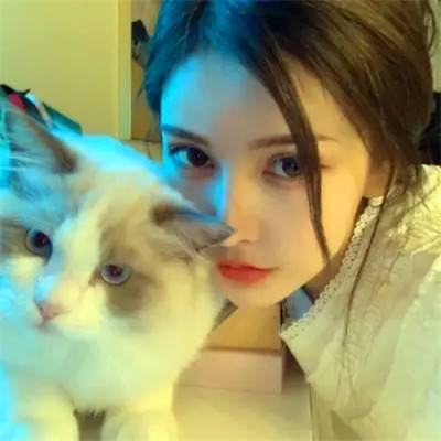 精心挑选的形像与众不同女生头像图片_1