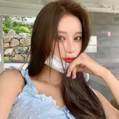 精心挑选的形像与众不同女生头像图片_18