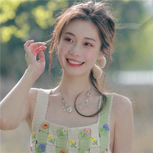 2023年最新版淡雅气质微信头像女头图片_17