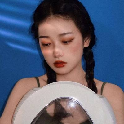 让人心动的真人女生头像，令人心动的漂亮女头_16