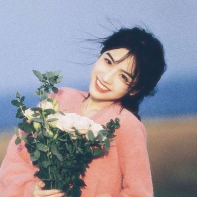 让人心动的真人女生头像，令人心动的漂亮女头_5