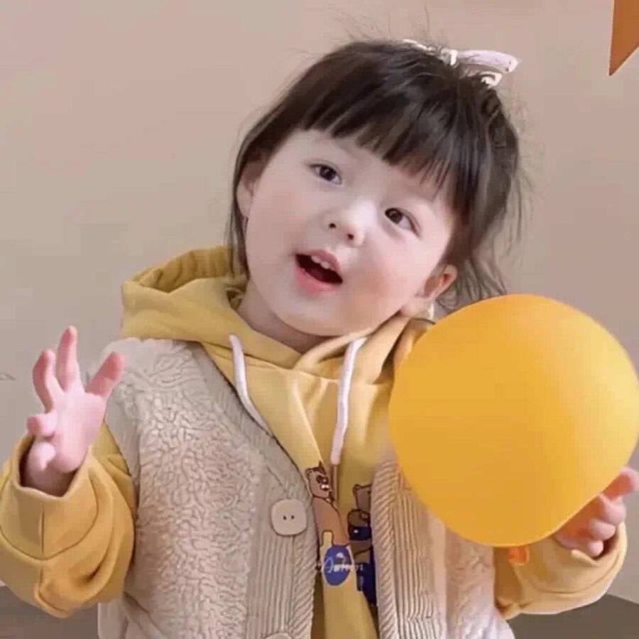很火的可爱萌娃小男孩小女孩头像 又萌又可爱微信头像_17