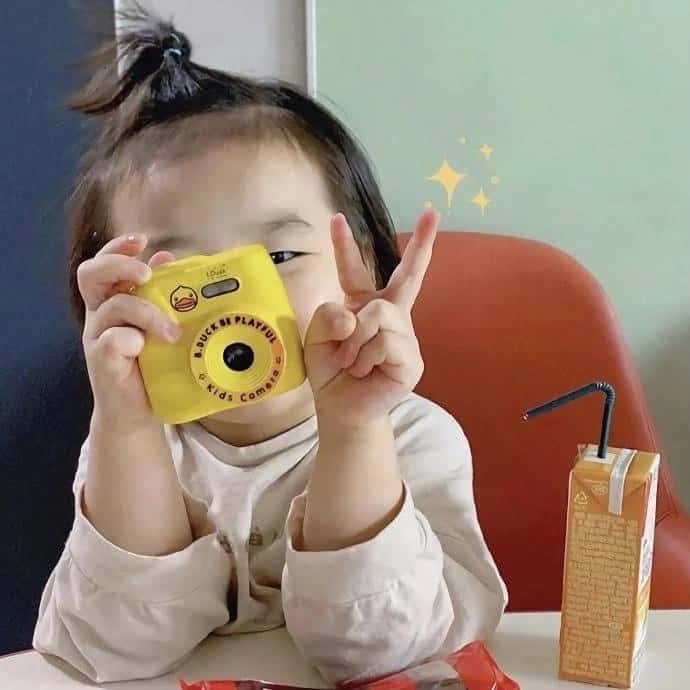 很火的可爱萌娃小男孩小女孩头像 又萌又可爱微信头像_26