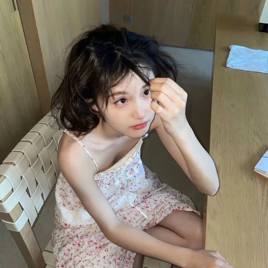 心心念念可爱清纯真人女生微信头像 纯欲多巴胺女孩头像_9
