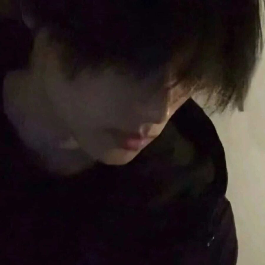 ins高级质感不明显单人情侣头像 低调不容易看出来的真人情头_28