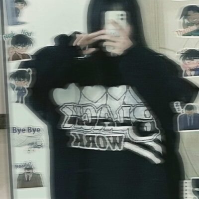 慵懒偏冷淡风女生头像 像救赎的光又像坠落的灰白头像