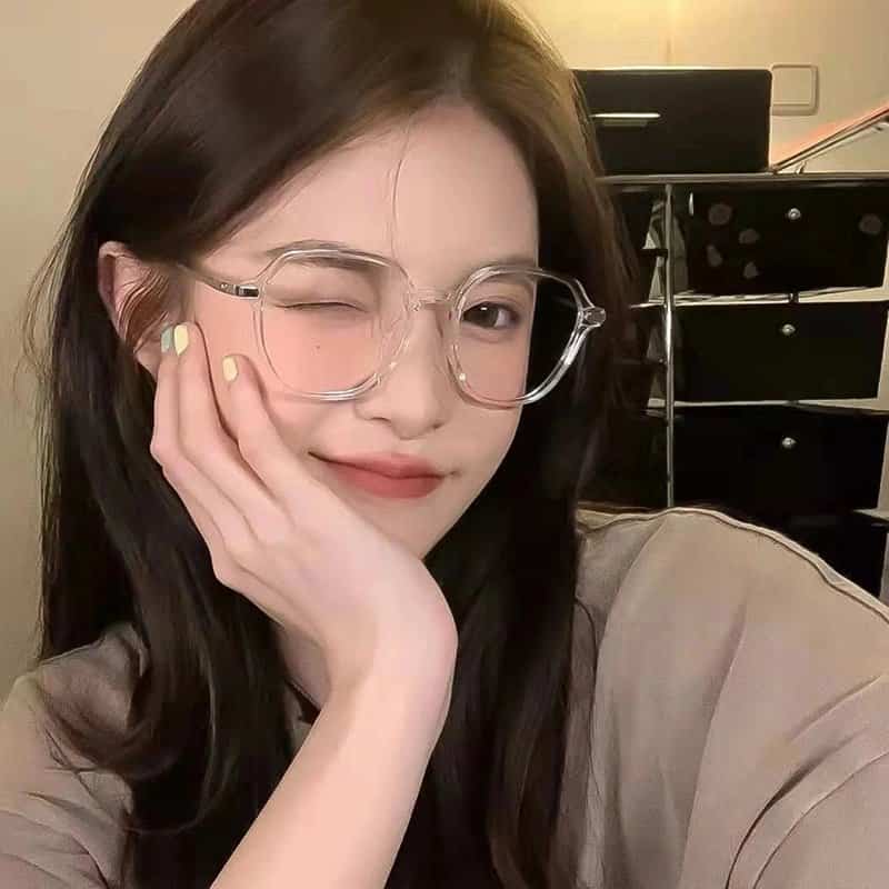 女生适合永久做头像的图片 长期不换真人照片氛围感女头_8