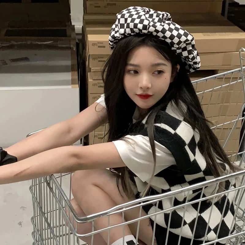 女生适合永久做头像的图片 长期不换真人照片氛围感女头_20