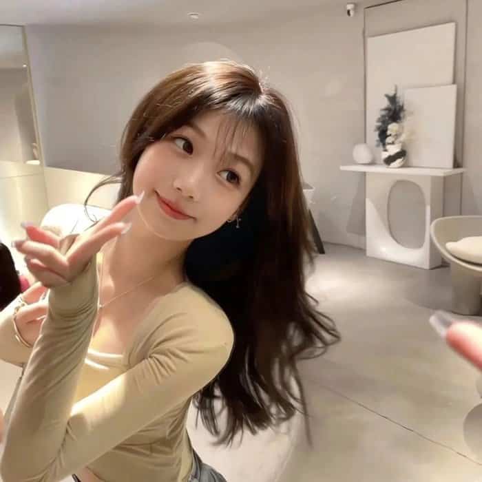 女生适合永久做头像的图片 长期不换真人照片氛围感女头_38
