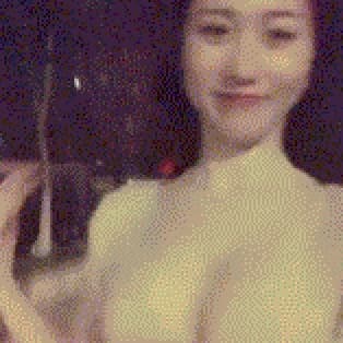 甜菜玉baby抖得最厉害的gif动态图