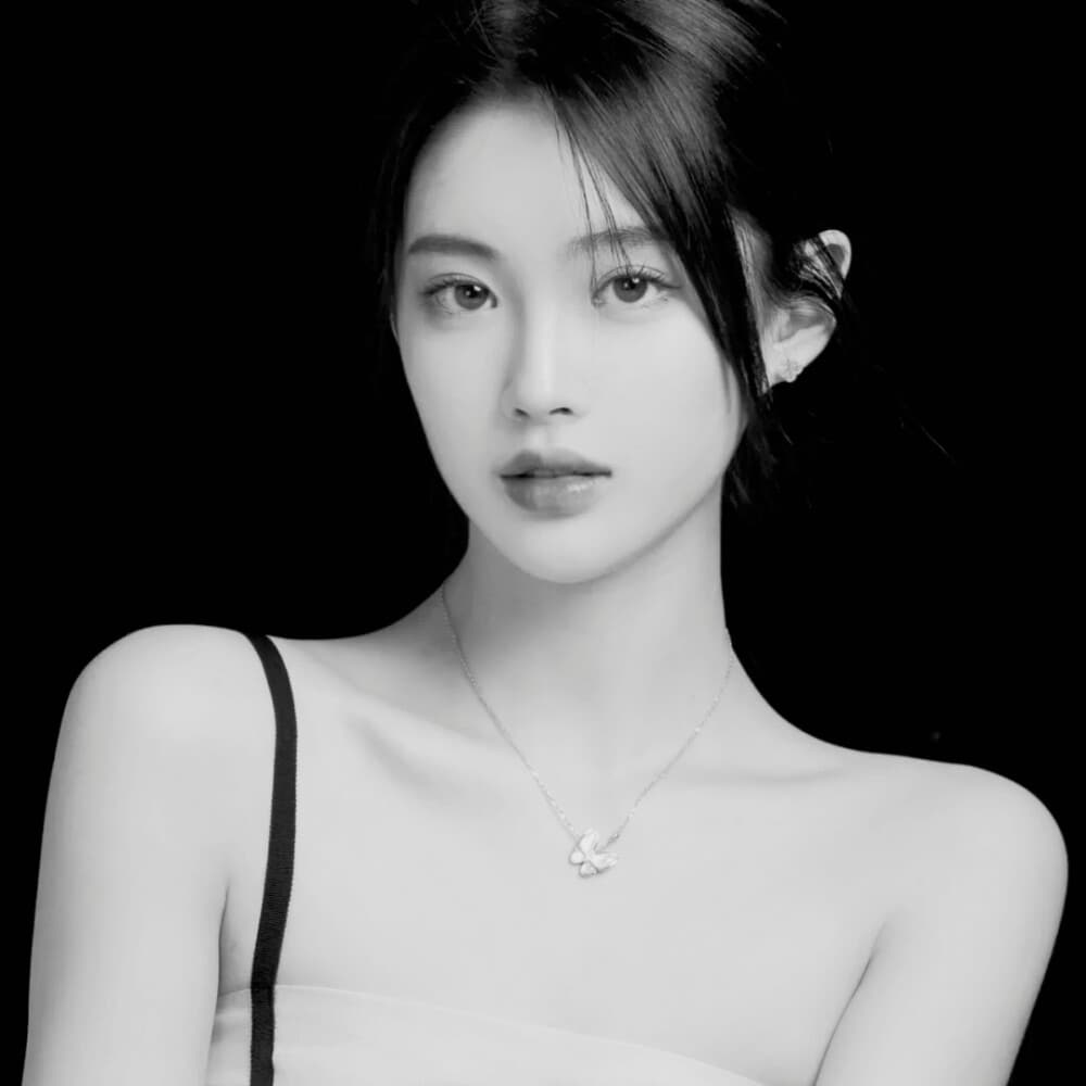 冷冰冰系列头像,冷色调冷美人女生头像_4