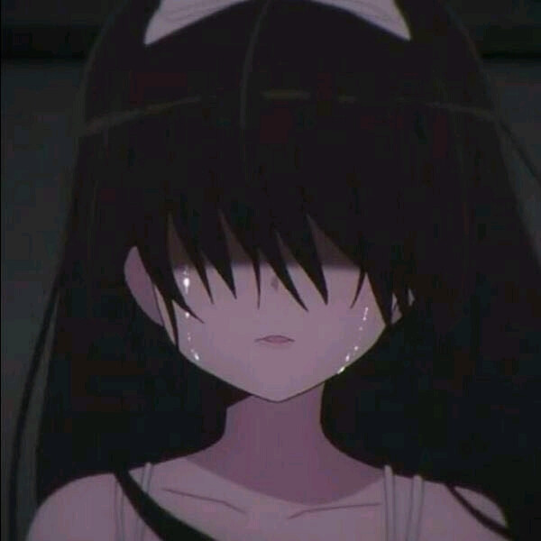 好看又EMO的女生头像无水印图片_12