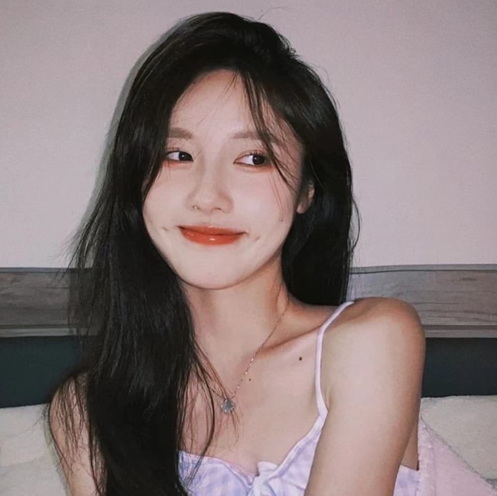 ins氛围感气质美女头像，WECHAT气质女人味的微信头像_10