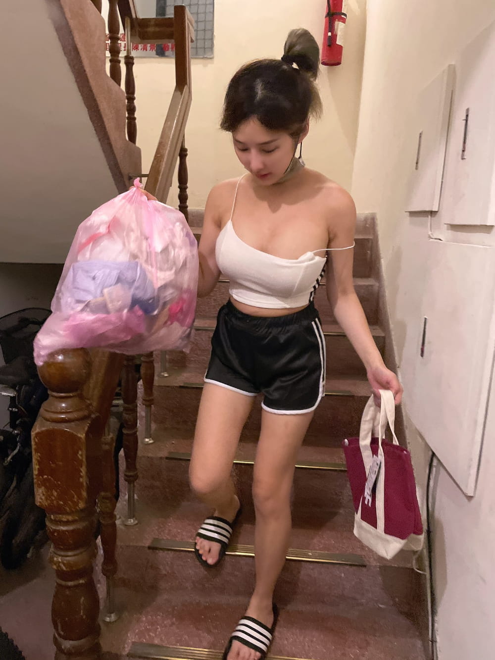 长沙的步行街美女多不多？长沙的步行街的姑娘有多野？_3