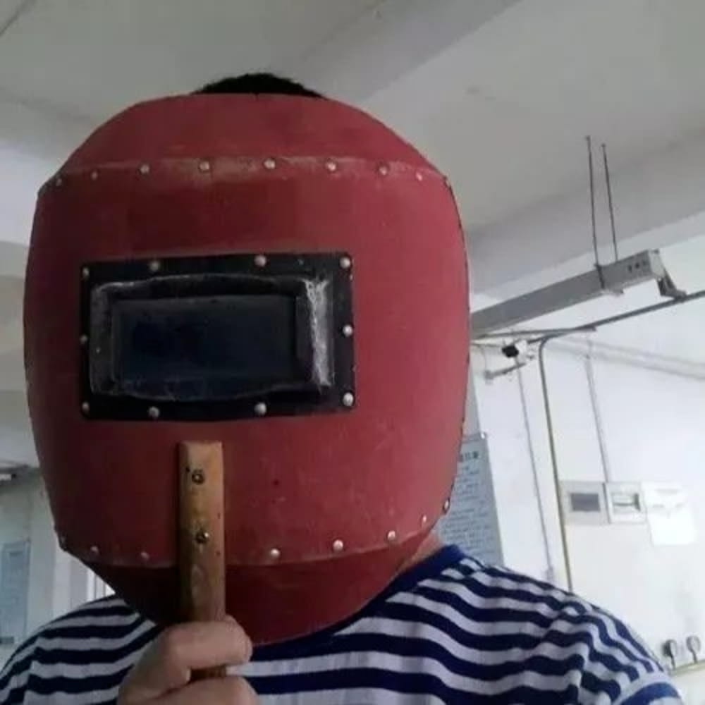 头像越怪本人越帅微信头像_24