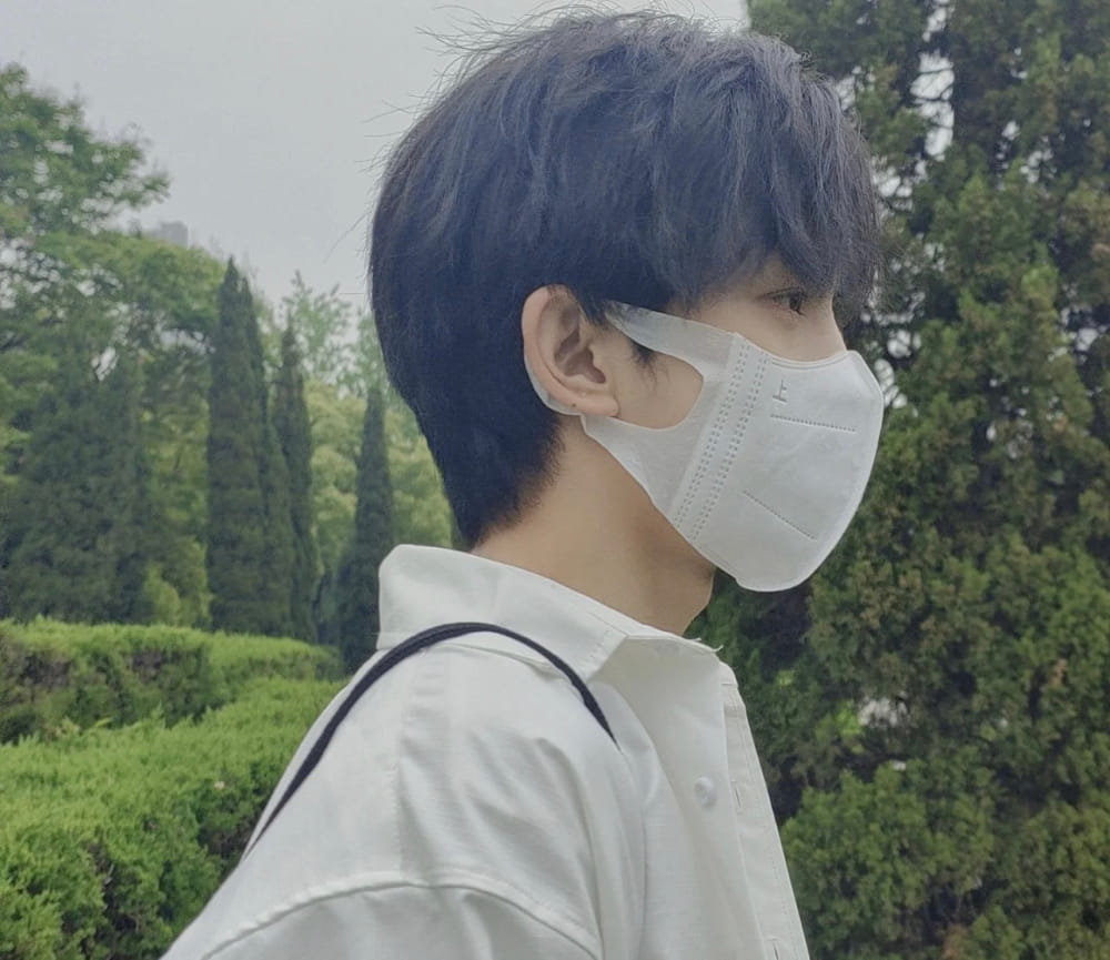 16岁网恋假照片男生一套，16岁戴口罩帅哥图片_3