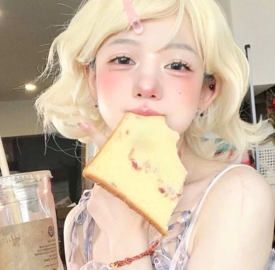 小众好看不易撞甜美真人照片女生头像 可爱女孩自然正面照女头图_3