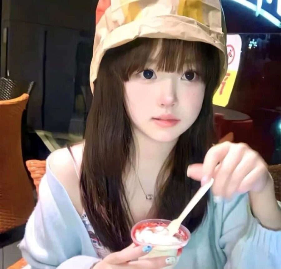 小众好看不易撞甜美真人照片女生头像 可爱女孩自然正面照女头图_15