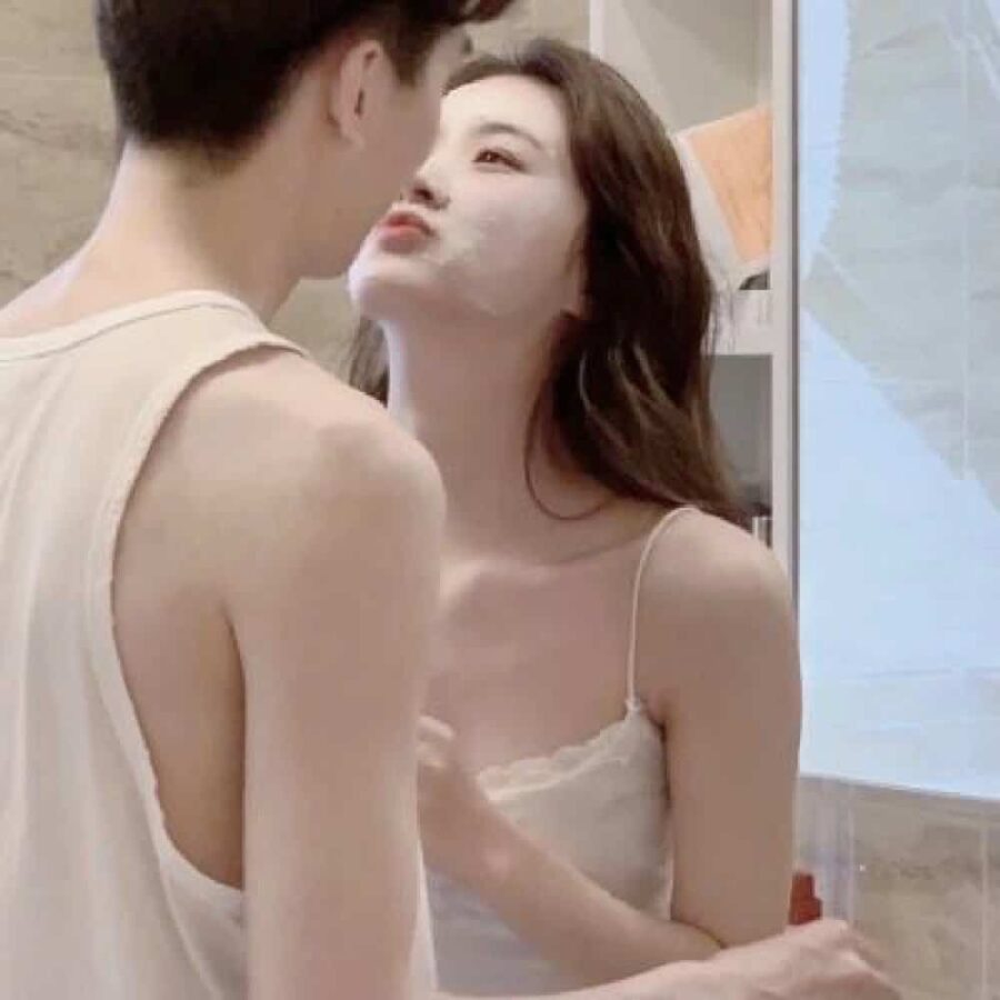 看了会脸红的情头！超甜伪禁欲系男女情侣头像_4