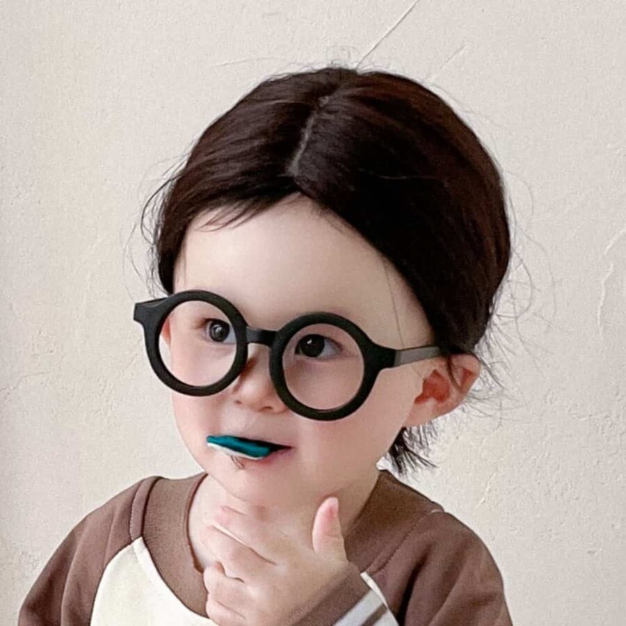 可爱萌小孩子情头高清 超可爱萌娃真人照片一人一张情侣头像_23