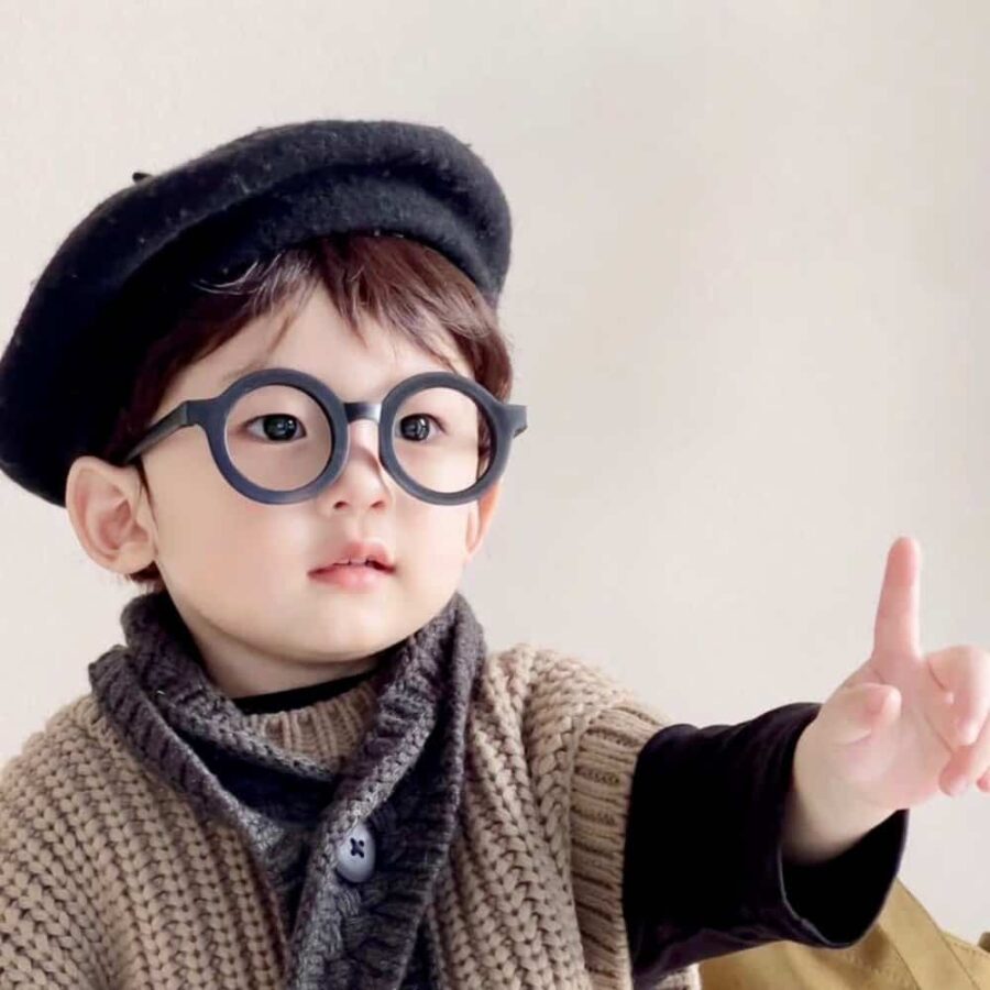 可爱萌小孩子情头高清 超可爱萌娃真人照片一人一张情侣头像_25