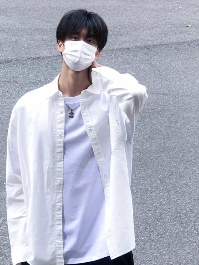 白色衬衫禁欲系男生清爽微信头像 少年感男头_8