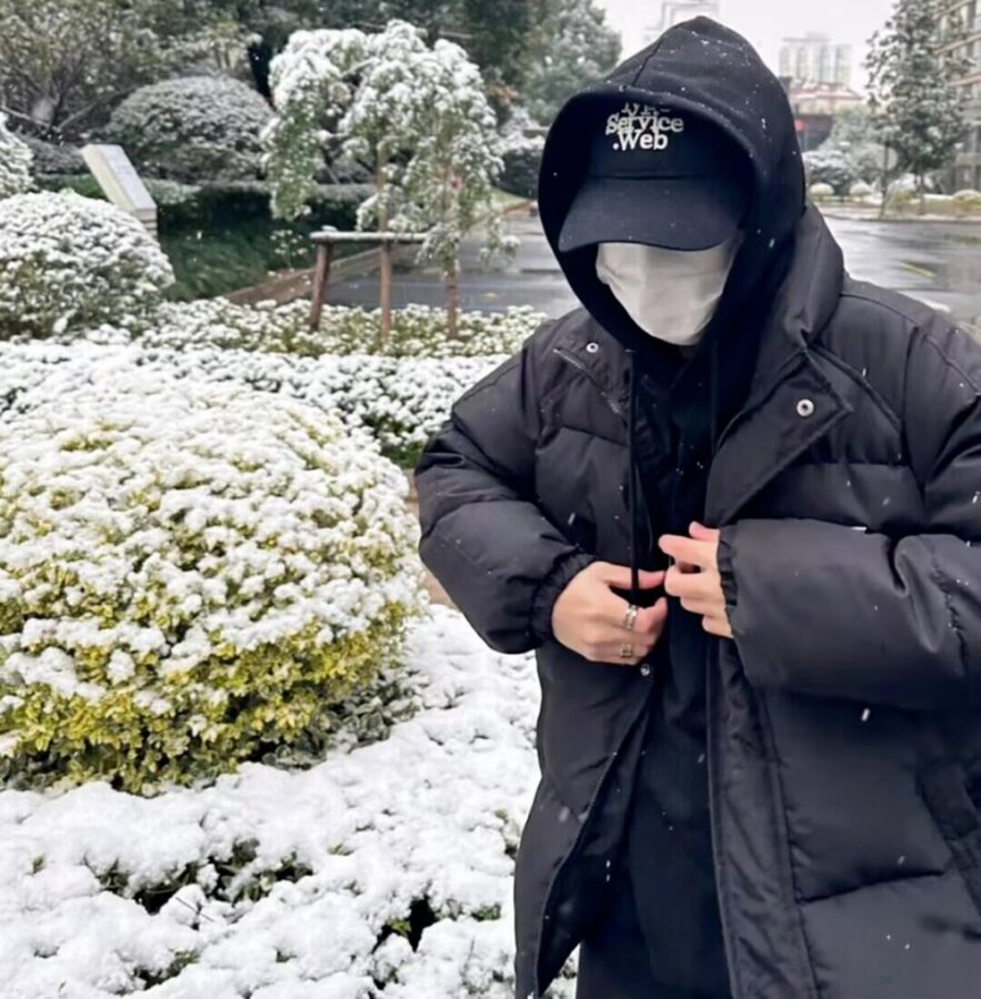 值得永远不换的氛围感真人不露脸照片男头 招女孩喜欢的神秘男生头像_14