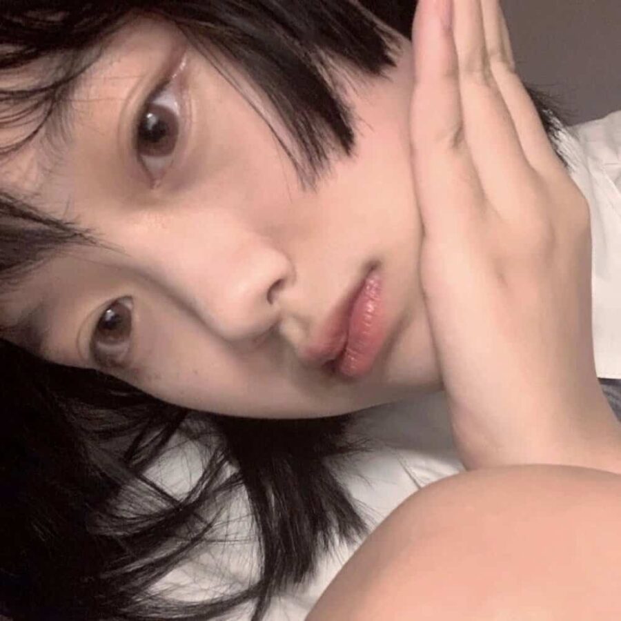 好看的朦胧ins风高级感甜美女生头像 惹男孩心疼的真人照片女孩头像_7