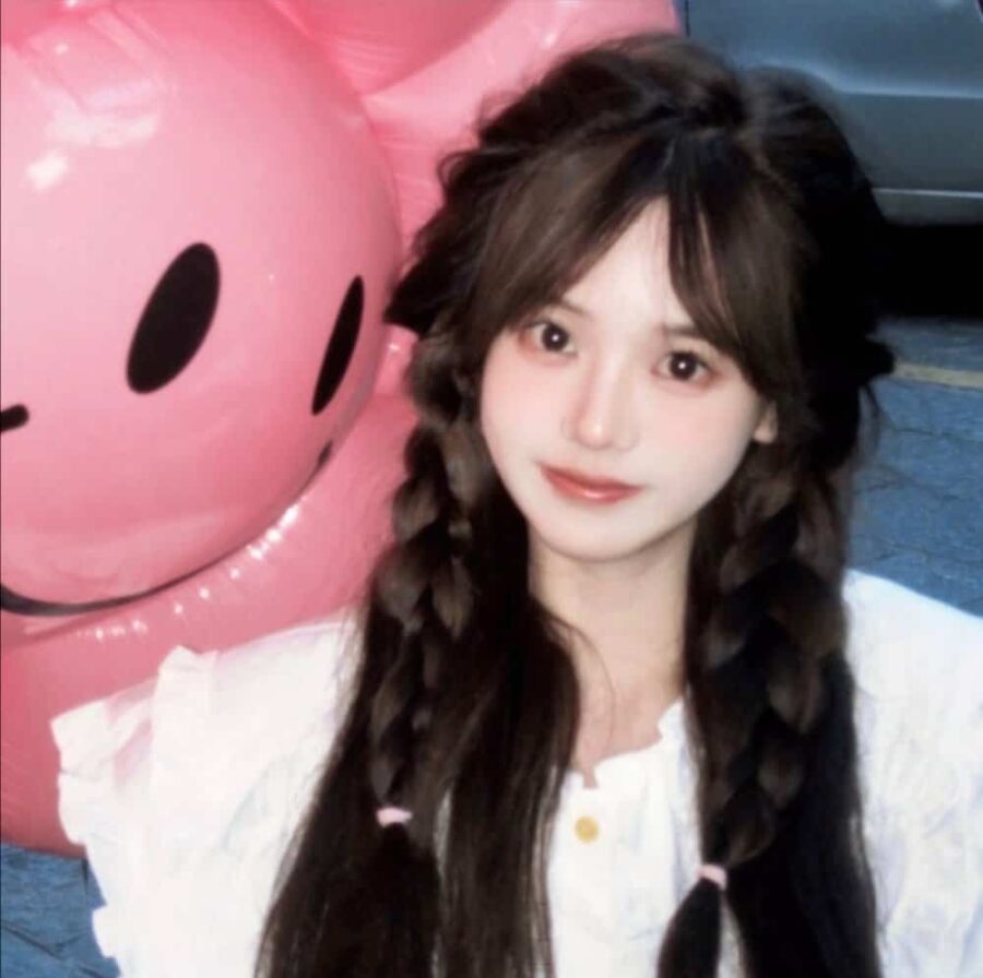 好看的朦胧ins风高级感甜美女生头像 惹男孩心疼的真人照片女孩头像_14